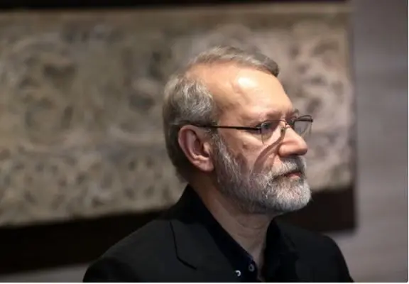 دیدار دو‌ساعته علی لاریجانی با سلطان عمان