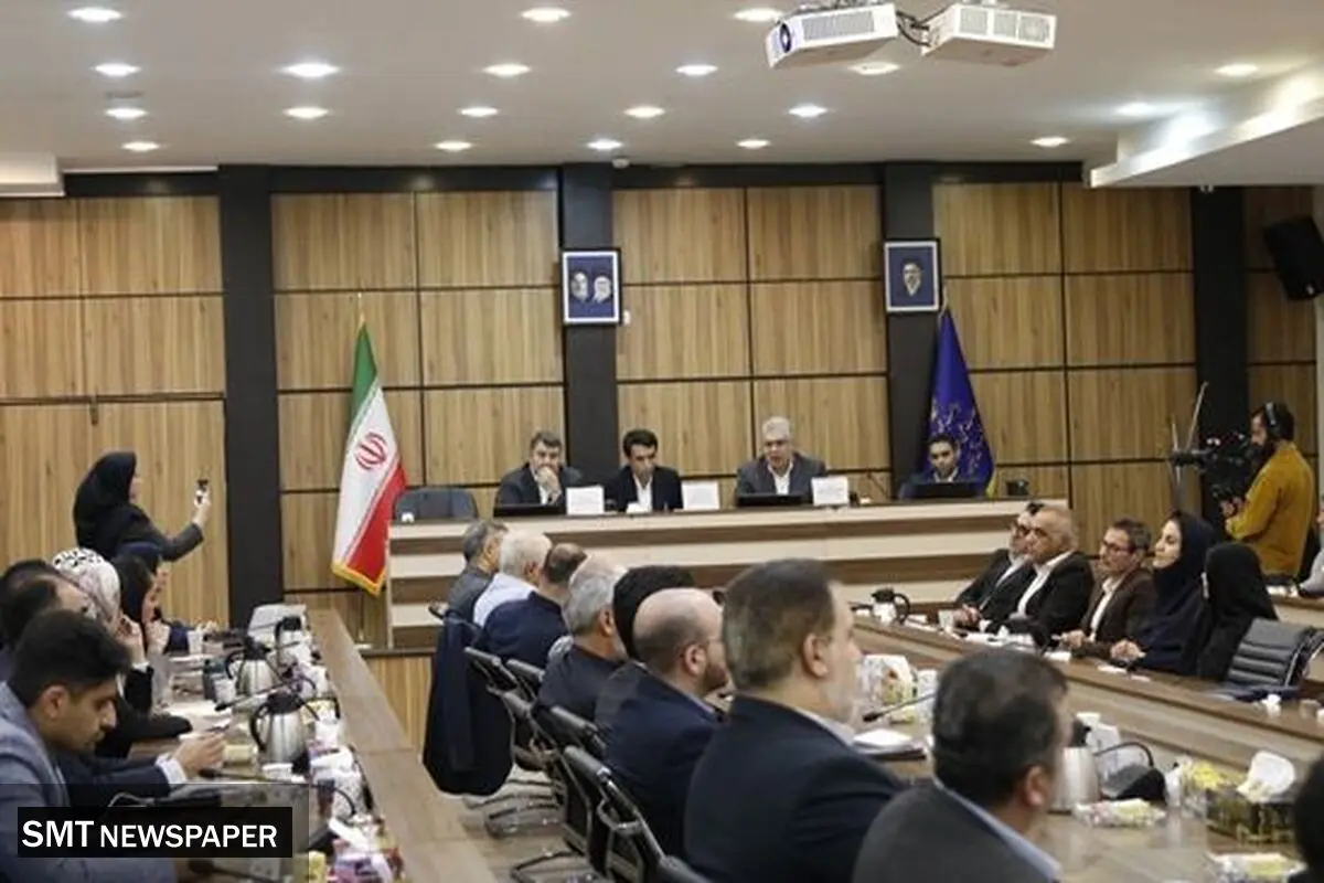 رییس کل سازمان توسعه تجارت ایران عنوان کرد:
دانش‌بنیان‌ها پیشران ارتقای ارزش افزوده صادرات ایران