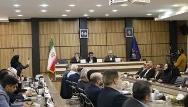 رییس کل سازمان توسعه تجارت ایران عنوان کرد:
دانش‌بنیان‌ها پیشران ارتقای ارزش افزوده صادرات ایران