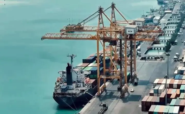 فعالیت شبانه‌روزی گمرک هرمزگان برای تامین کالاهای اساسی