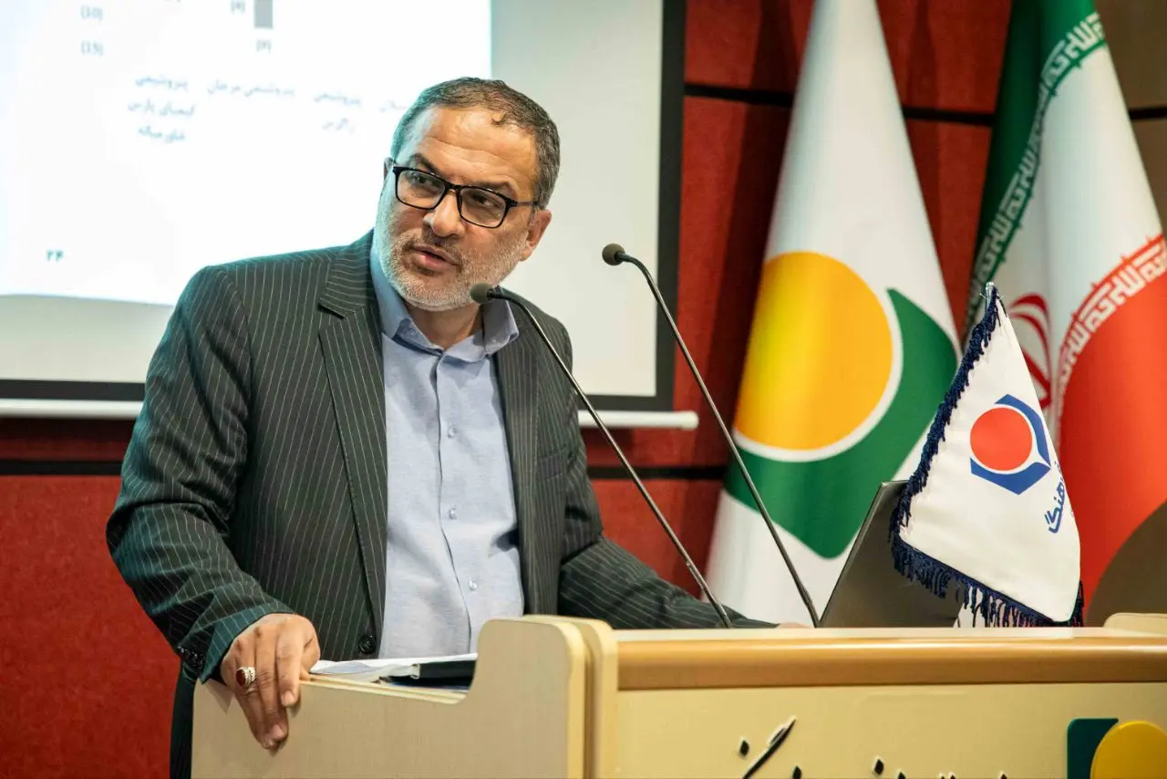 پیام تبریک جواد زارع‌پور مدیرعامل و نایب رئیس هیئت مدیره هلدینگ پتروفرهنگ بمناسبت 8 دی روز پتروشیمی