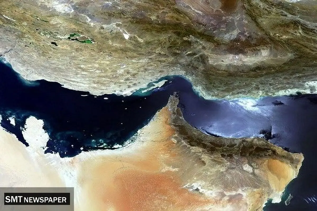 حادثه امنیتی در تنگه هرمز؛ تلاش شناورهای مسلح برای توقف کشتی تجاری