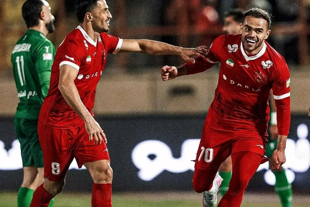 تعقیب و حمله به داور VAR پس از بازی شمس‌آذر – پرسپولیس