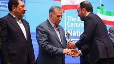 دریافت تندیس صادرکننده نمونه ملی توسط ایساکو