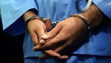 توقیف خودرو با کشف محموله ۳۶۰ میلیاردی شمش طلا همراه بود 