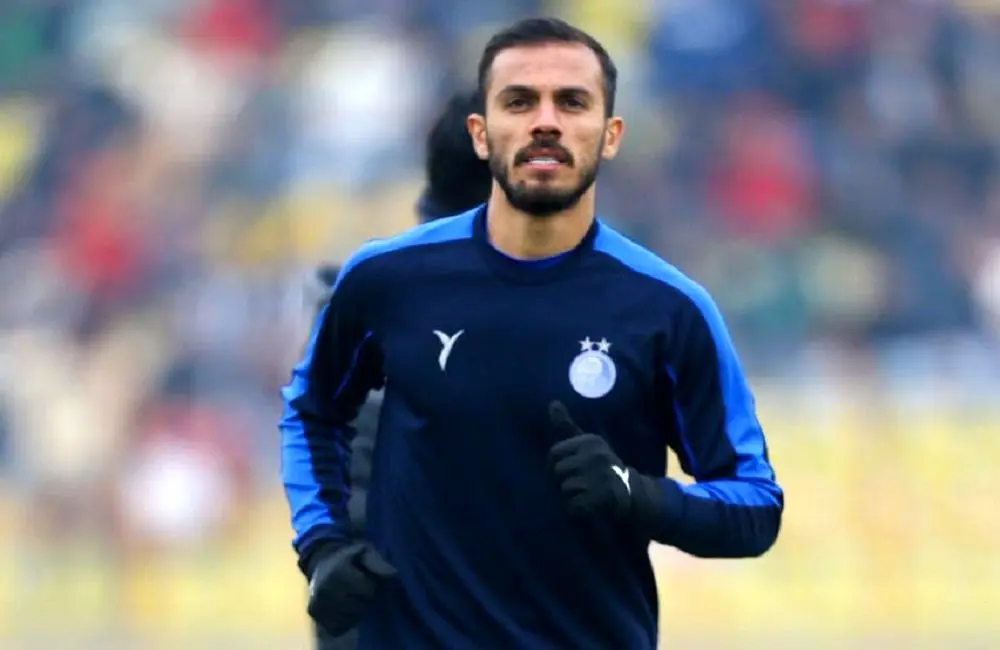 جدایی مدافع آبی پوش قطعی شد