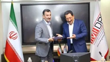 پیام تبریک مهدی زحمتکش مدیرعامل مجتمع صنایع آلومینیوم جنوب به دکتر سمیعی نژاد