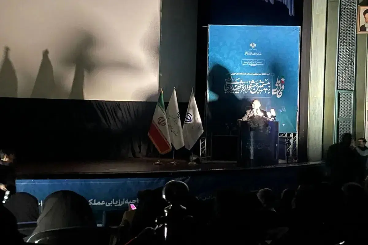 اتفاقی باورنکردنی درهمایش دولتی | وزیر نیرو در تاریکی ماند