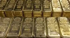 طلا در بازار جهانی عقب نشینی کرد