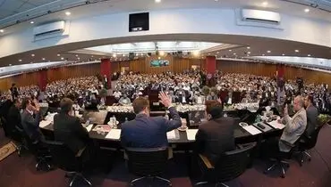 بازیابی تدریجی اعتماد و احیای نقش مردم در اقتصاد ملی
