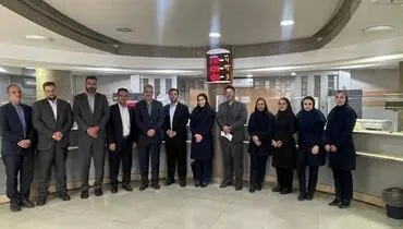 مدیرعامل بانک سرمایه به طور سرزده از شعبه میدان فاطمی و واحد مستقل ارزی غرب تهران بازدید کرد