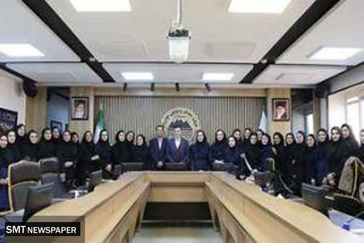 تجلیل مدیرعامل چادرملو از بانوان شاغل در شرکت معدنی و صنعتی چادرملو