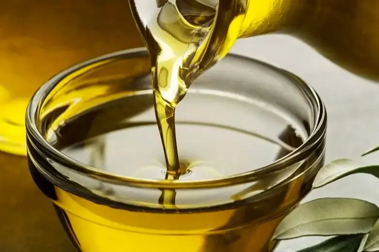 رشد ۵۳ درصدی واردات روغن خام؛ بازار در مسیر تأمین پایدار