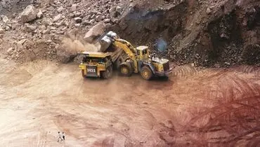 ارزآوری معدن در تقابل اقتصاد دستوری با آزاد 