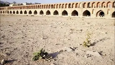 زاینده‌رود آینه سیاست‌های حاکمیتی است