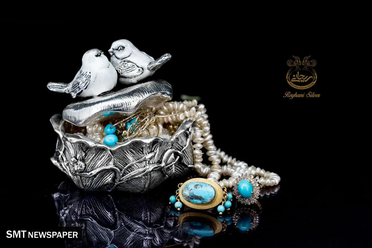 راهنمای خرید نقره برای هدیه | از زیورآلات تا ظروف لوکس