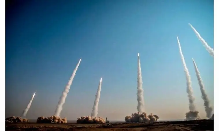 شلیک سومین موج موشک‌های ایران به مرکز اسرائیل