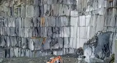 صنعت سنگ بیمار است