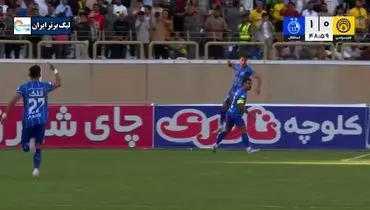 گل دوم استقلال به فجر سپاسی از روی نقطه پنالتی + فیلم