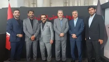 امضای تفاهم‌نامه همکاری بانک سرمایه با ایران روور و مزین خودرو؛ توسعه تعاملات با فعالان صنعت خودرو و مجموعه‌های اقتصادی