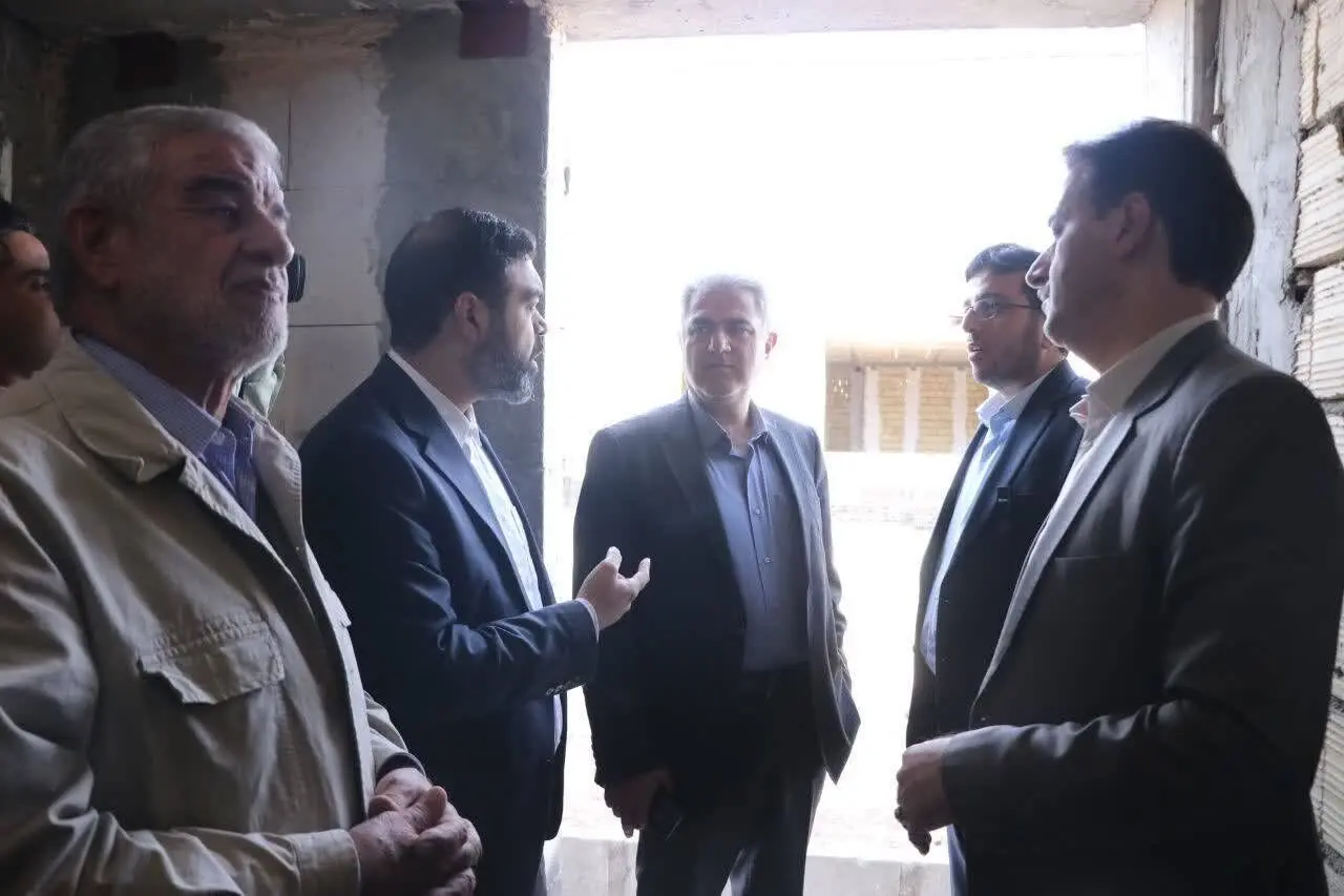 بازدید مسئولان ملی و استانی از پروژه ۶۰۰ واحدی مسکن کارگری یزد